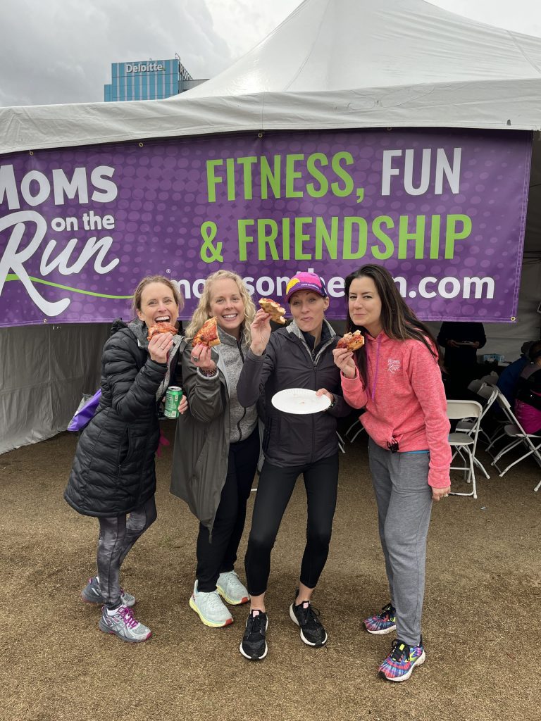 kARISSA EATING PIZZA at a destination race